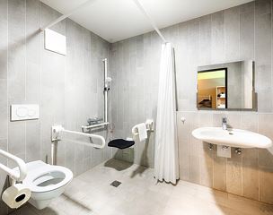 Twin room, shower, toilet, wheelchair accessible