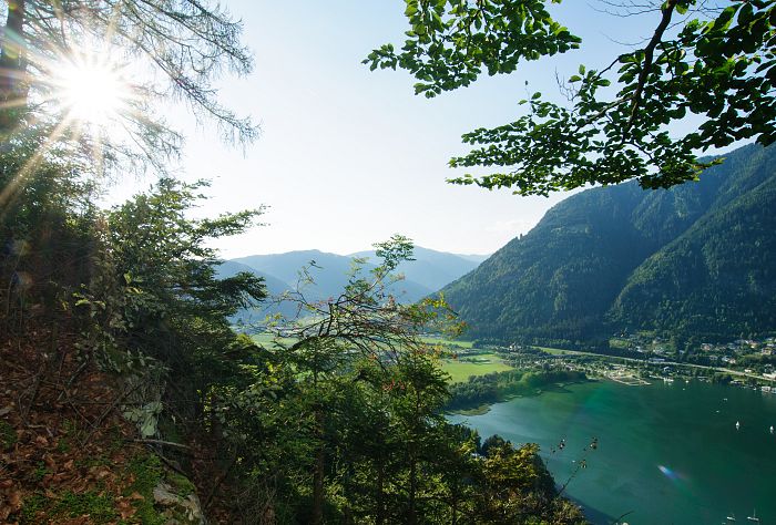 Der Aussichtspunkt Jungfernsprung in den Ossiacher Tauern