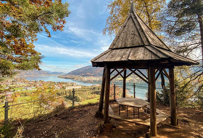 Padiglione Peterlewand in autunno