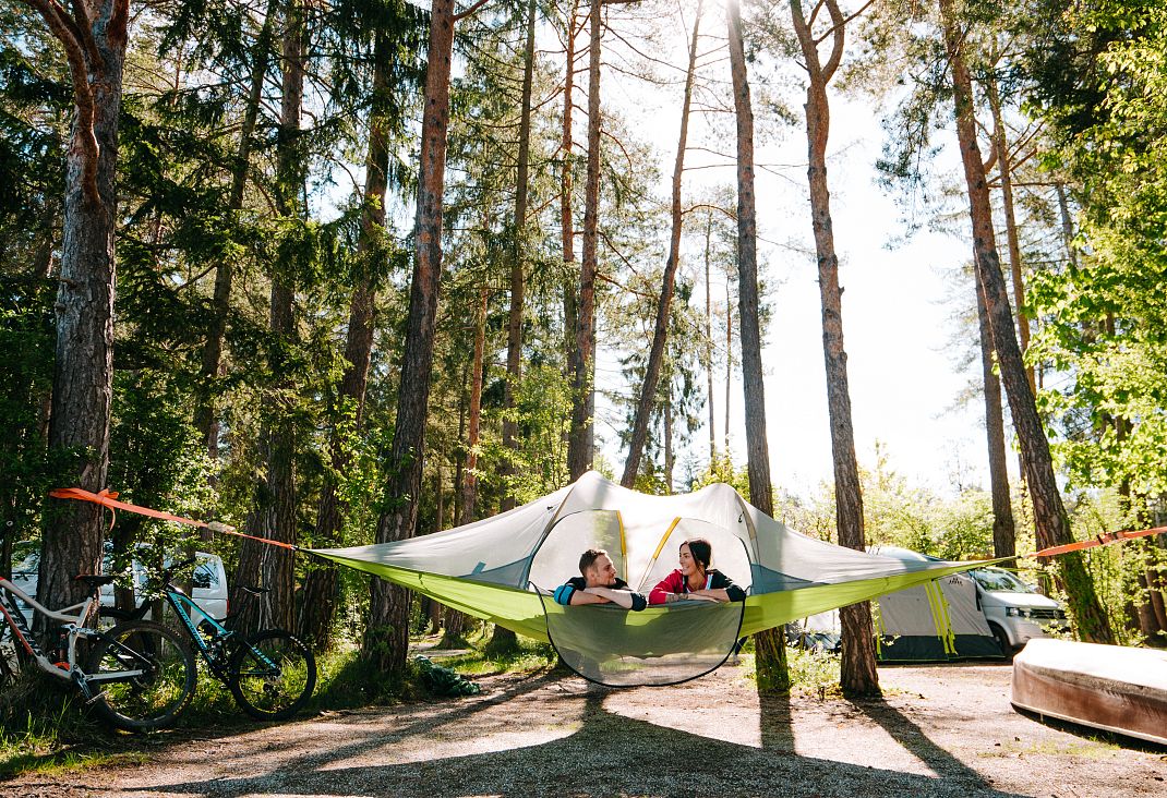 camping-im-baumzelt-region-villach-tourismus-gmbh-martin-hofmann-1