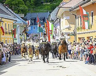 das-kranzelreiten-in-weitensfeld-thomashude-4