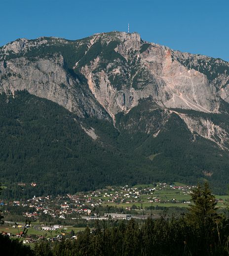 region-villach-tourismus-adrian-hipp-blick-auf-noetsch-2-2
